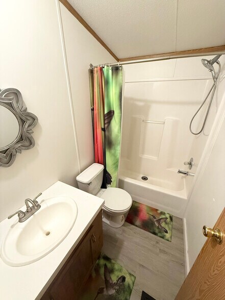 Building Photo - 115 Morningstar Ln