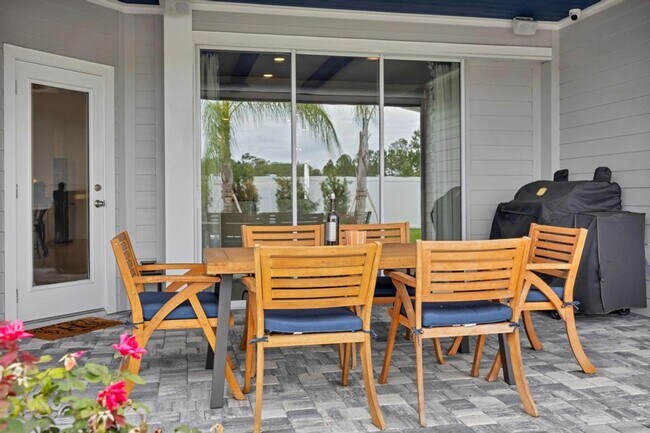 Building Photo - Live Where Others Vacation, Welcome to Beachwalk!