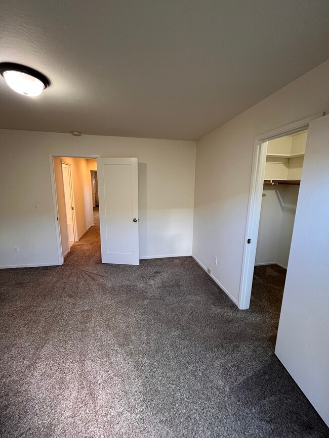Building Photo - 538 Ocean View Ave