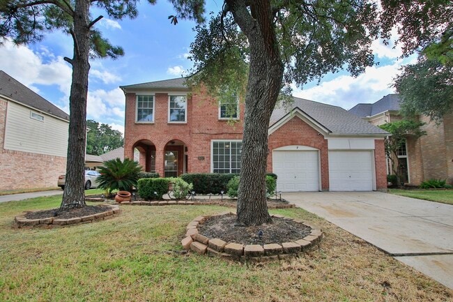 Building Photo - 16207 Waiting Spring Cir