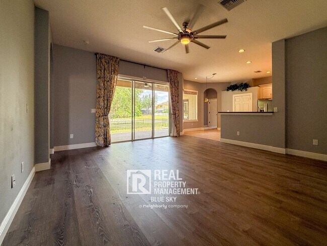 Building Photo - Executive Home with Custom Finishes in Gat...