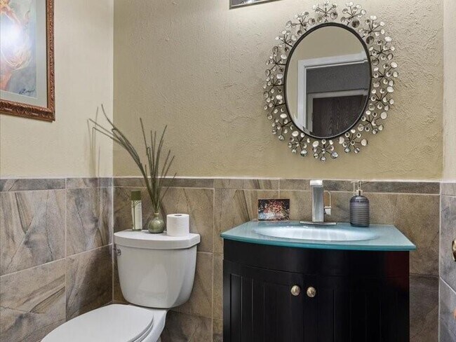 Building Photo - 1607 Coronado Hills Dr