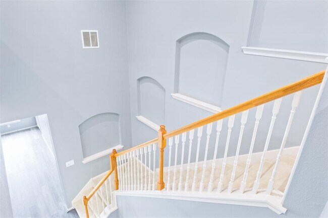Building Photo - 17811 Skyline Arbor Terrace