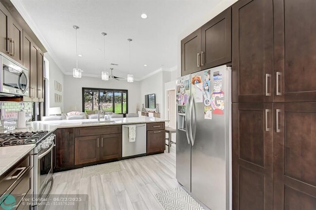 Building Photo - 6041 SW 195th Ave