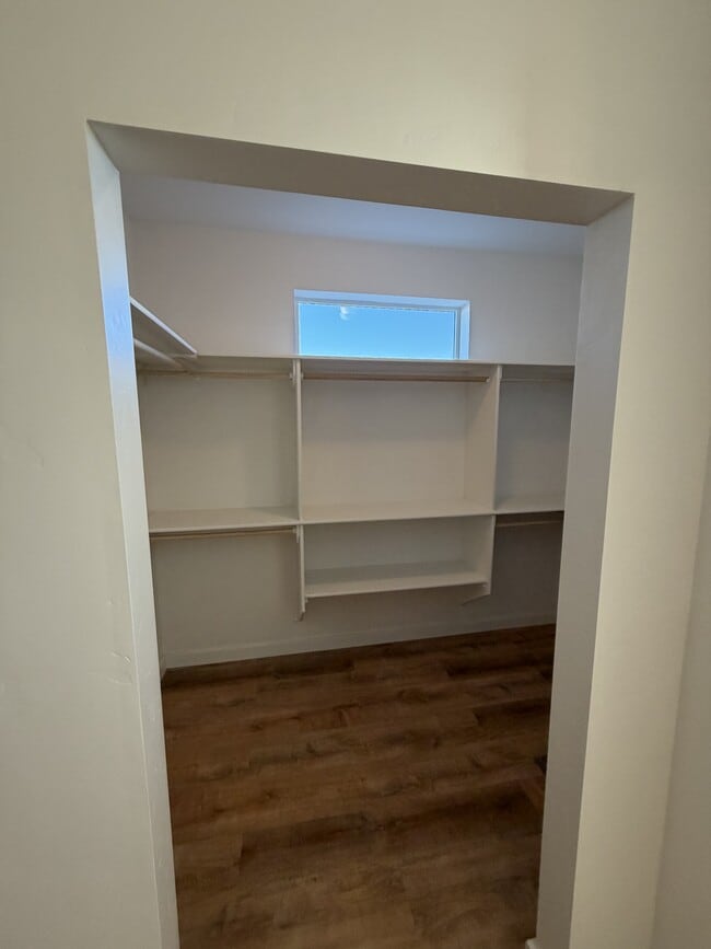 Building Photo - 4280 NE Alexander Way