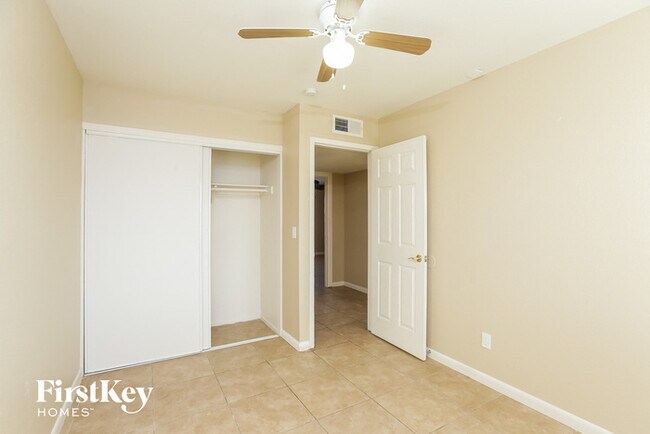 Building Photo - 4434 W Mountain View Rd