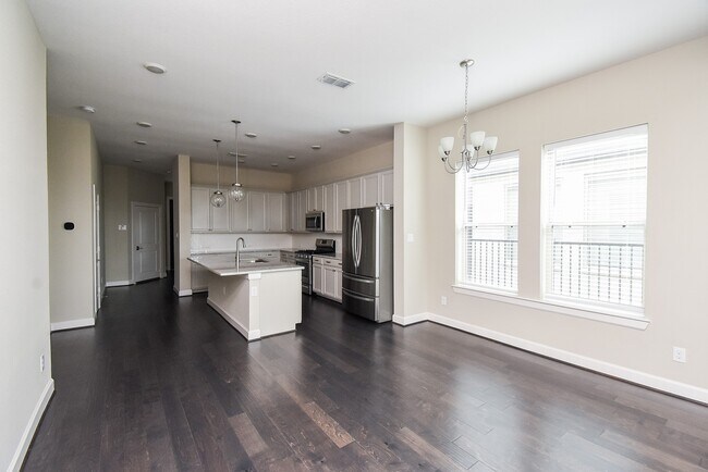 Building Photo - 19535 Shady Hike Ln