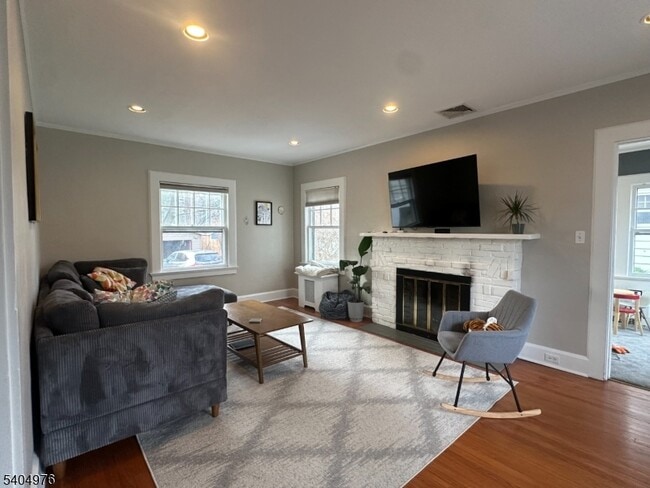 Building Photo - 22 Carolin Rd