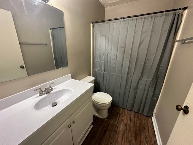 Building Photo - 1414 Willow Bend Way