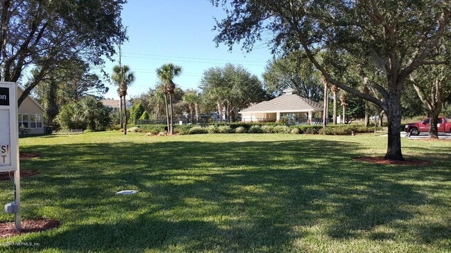 Building Photo - 8716 Canopy Oaks Dr