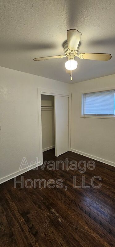 Building Photo - 11410 Palmer Ave