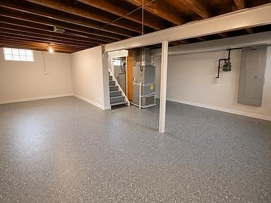 Building Photo - 1290 E 186th St