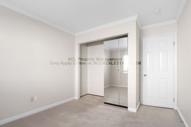 Building Photo - Spacious, Single Story Northgate Home For Rent