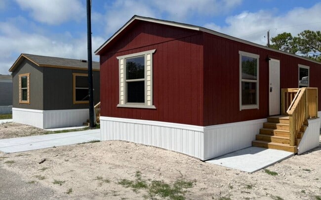 Building Photo - 1202 Mesquite St