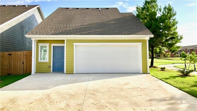 Building Photo - 3881 Albatross Lp