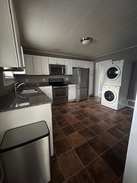 Building Photo - 1 Camp St