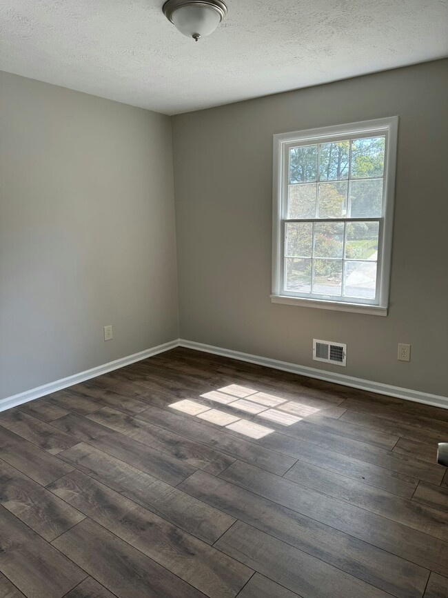 Building Photo - 1690 Spoonbill Rd