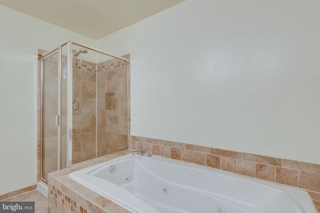 Building Photo - 43794 Virginia Manor Terrace