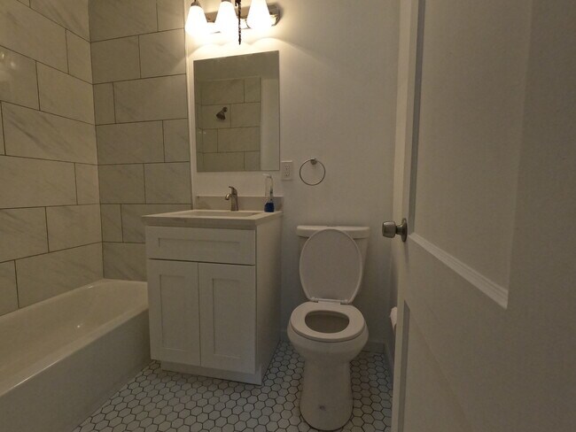 Bathroom - 869 W Walnut Ln