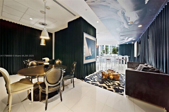 Building Photo - 475 Brickell Ave