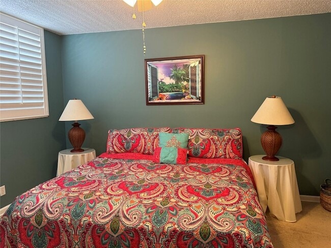 Building Photo - 5300 NE 24th Terrace