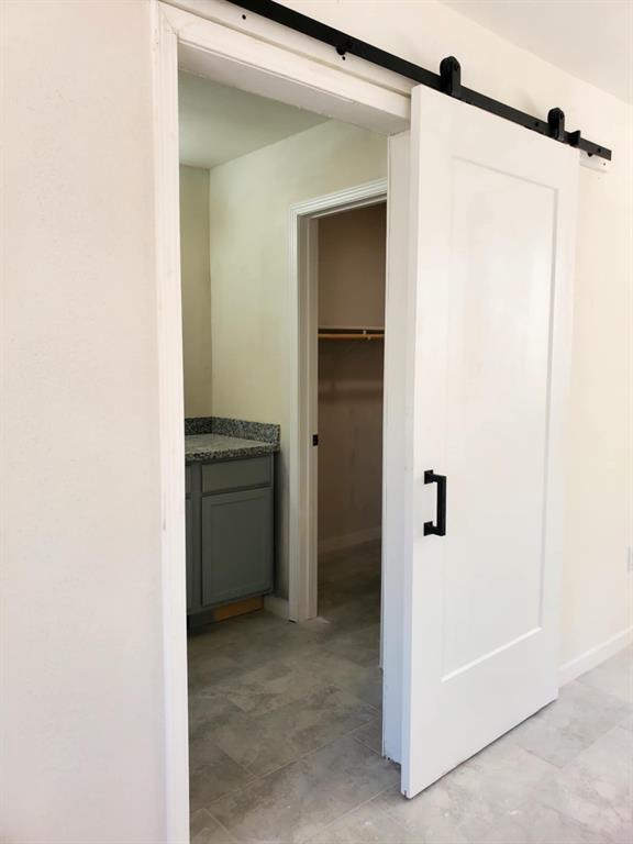 Building Photo - 22019 Kenchester Dr