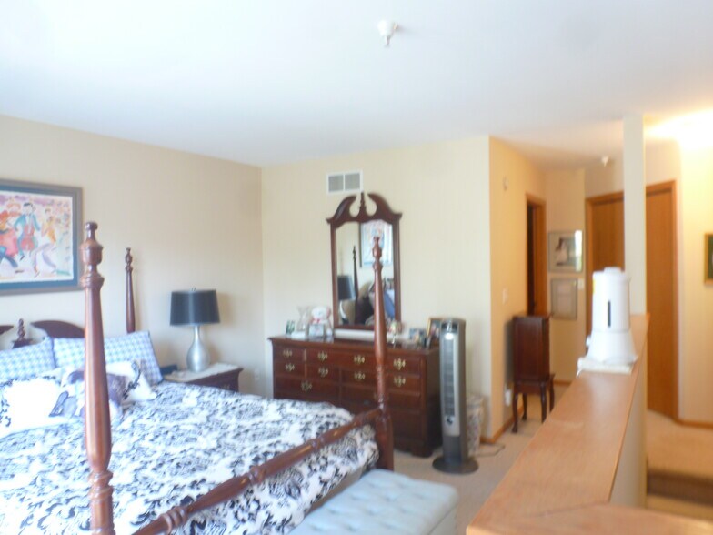 Master Bedroom 3 - 227 Canyon Rd