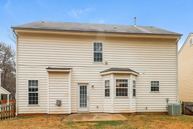 Building Photo - 6136 Planters Wood Ln