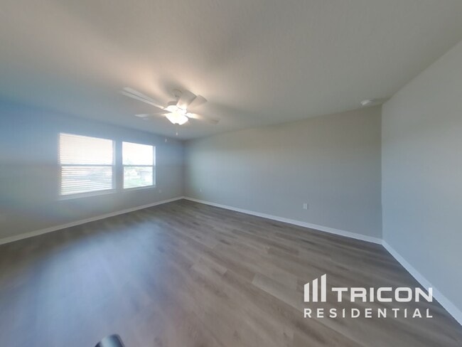 Building Photo - 6316 Dutton Dr