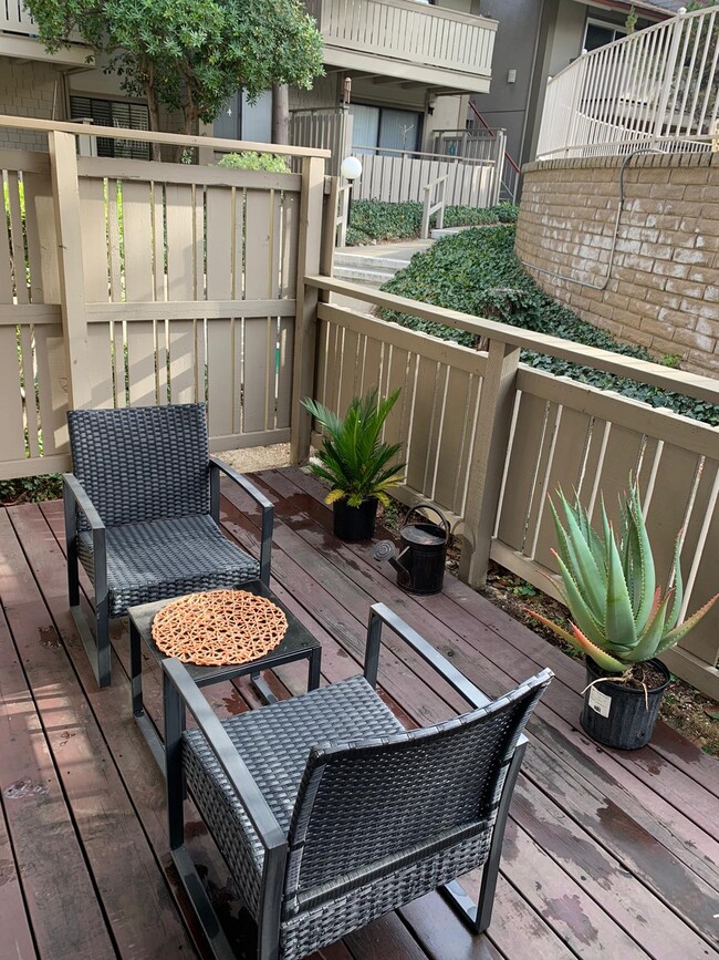 Patio - 100 Kinross Dr