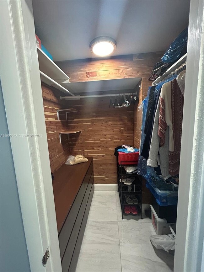 Building Photo - 8900 Washington St