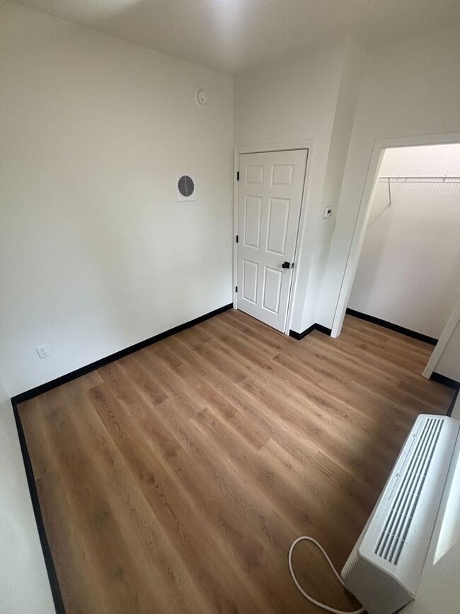 Building Photo - 231 Walnut Hill Ln