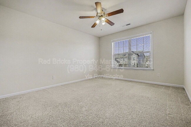 Building Photo - 11140 Crane Creek Dr