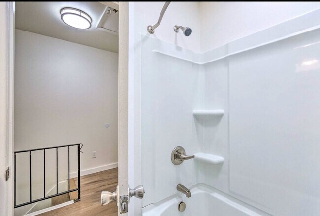 Building Photo - 4021 W 8th St