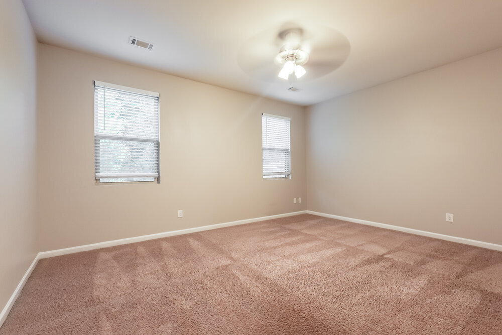 Building Photo - 700 Feldwood Ln