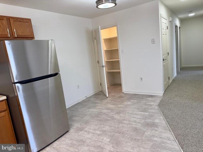 Building Photo - 26 Sequoia Dr