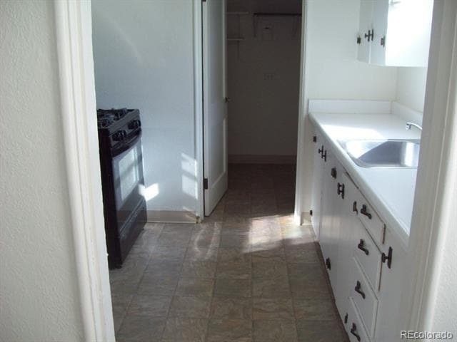 Building Photo - 1930 Ulster St