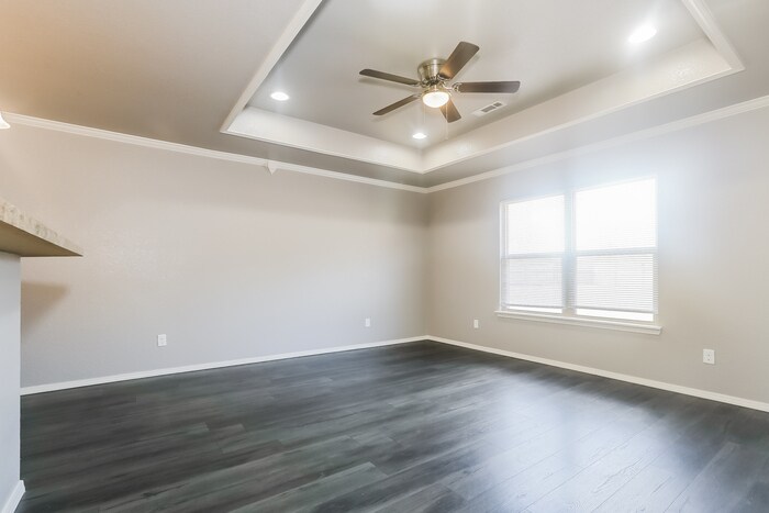 Building Photo - 1320 Canna Ct
