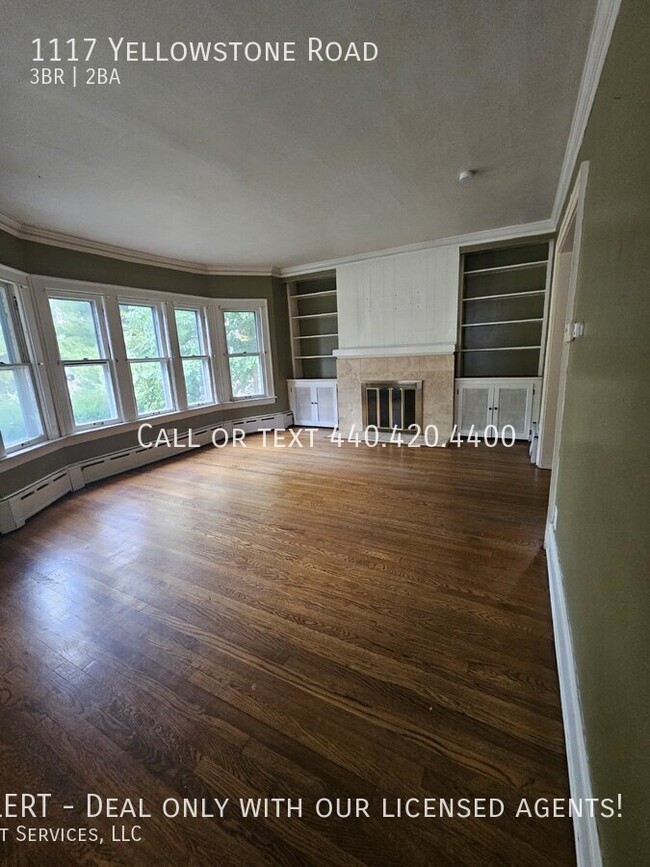 Building Photo - Charming 3 bed 2 bath colonial home MOVE I...