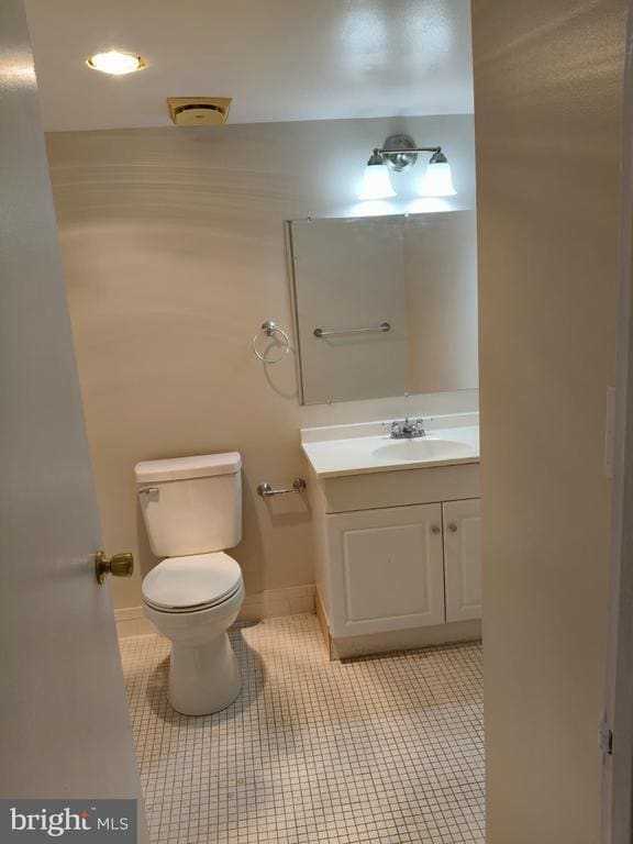 Building Photo - 423 Christopher Ave