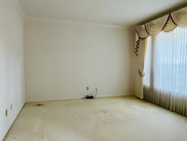 Building Photo - 16911 Ascot Meadow Dr