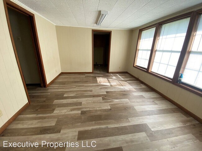 Building Photo - 2 br, 2 bath House - 315 West Lagrange Street