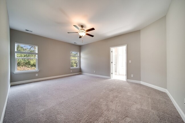 Building Photo - 1398 Wentworth Dr