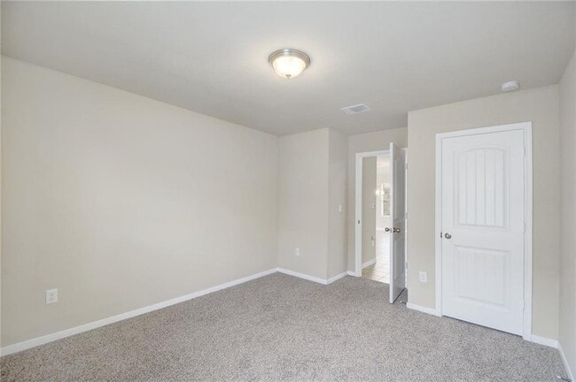 Building Photo - 5817 Roderick Dr
