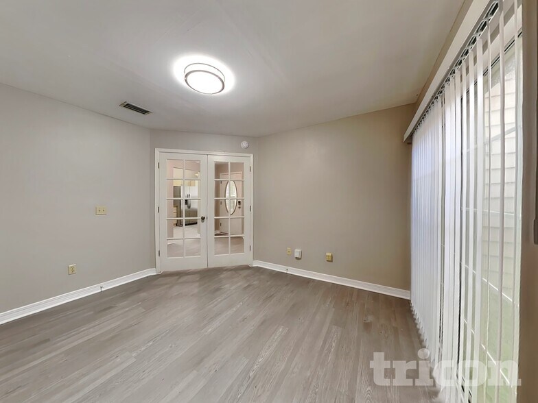 Building Photo - 104 Bay Hill Ct