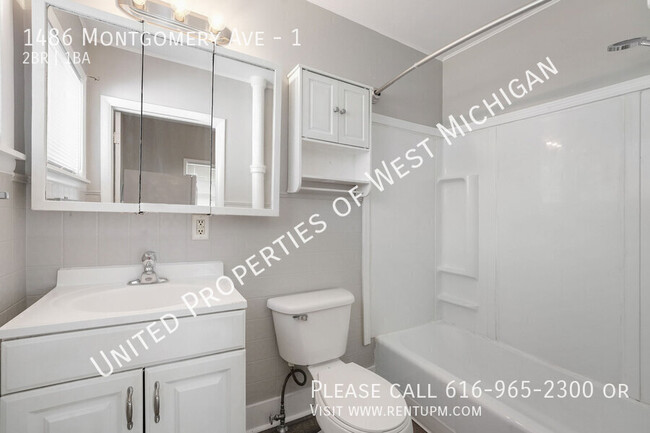 Building Photo - Available Now | 2 Bedroom 1 Bath Apartment...