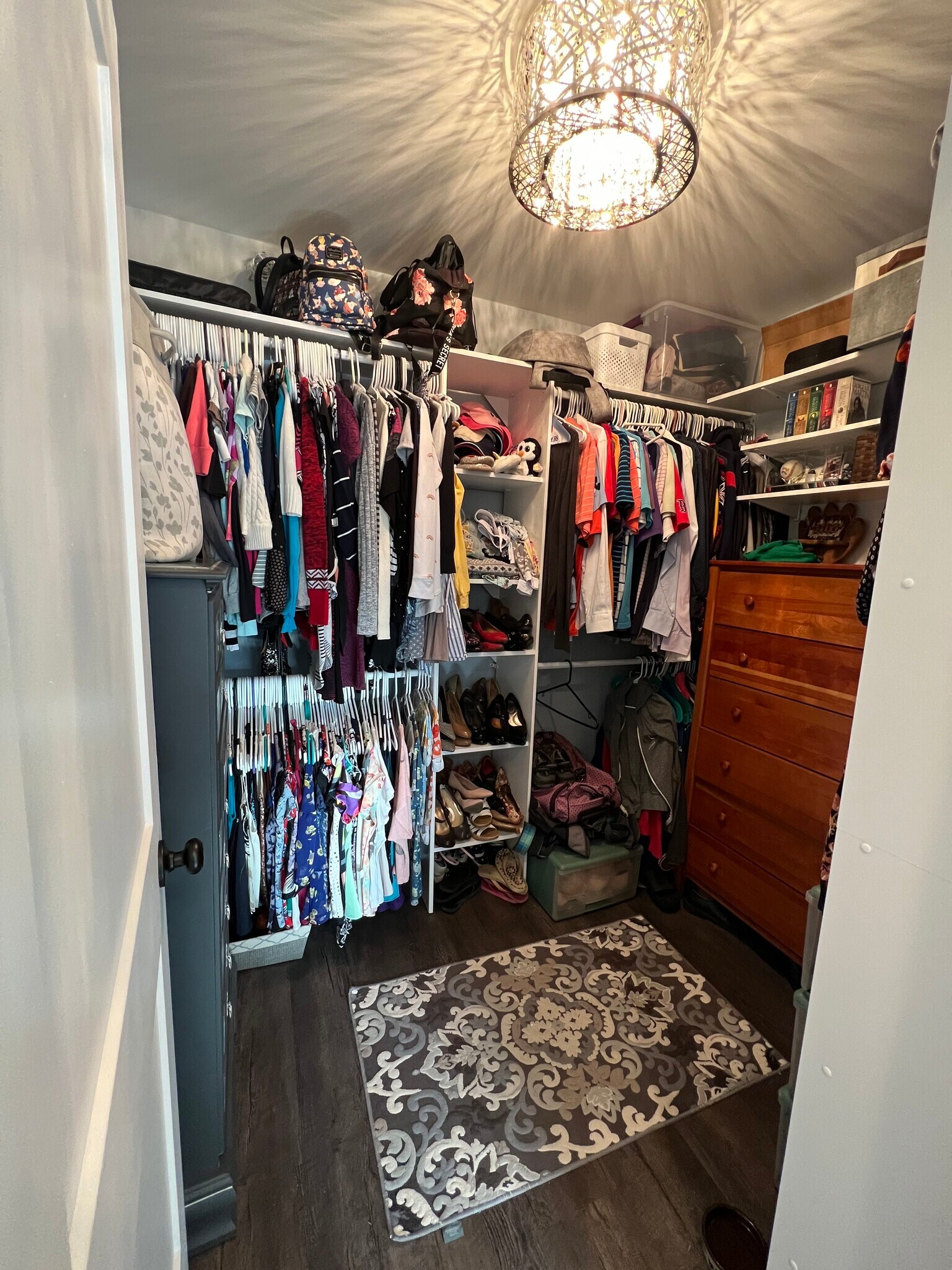 Master Closet Floor 2 - 41 Zapora Dr