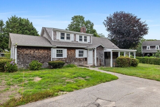Primary Photo - 405 Sandwich Rd