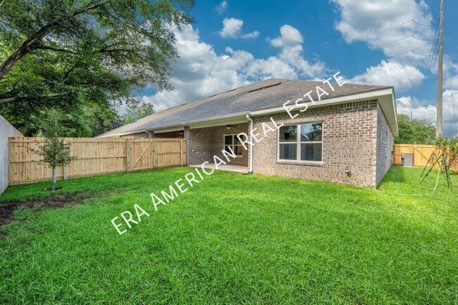 Building Photo - 727 Fairview Dr