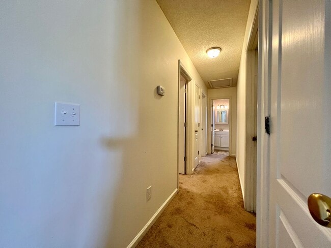 Building Photo - COMING MID-FEBRUARY 2026! (One Pet Maximum)